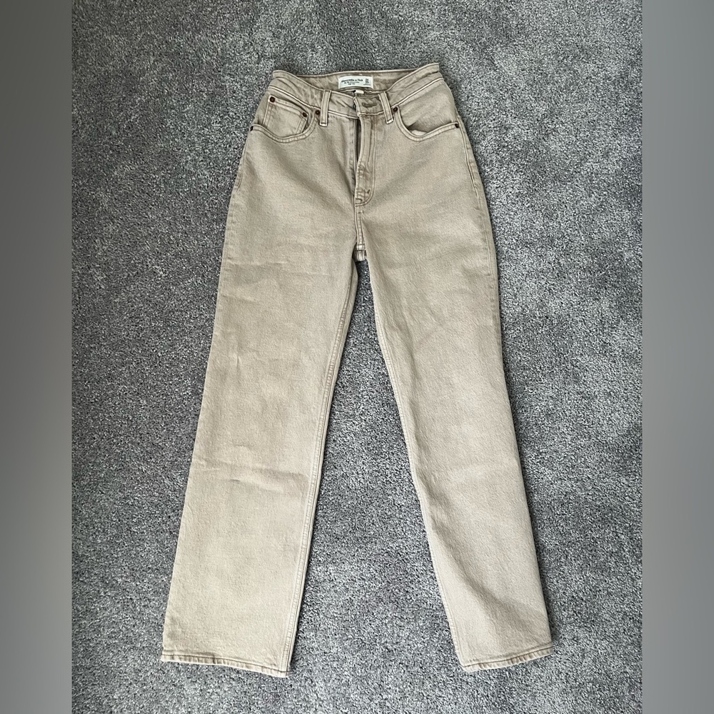 Abercrombie & Fitch Curve Love High Rise 90s Relaxed Jean - Picture 4 of 6